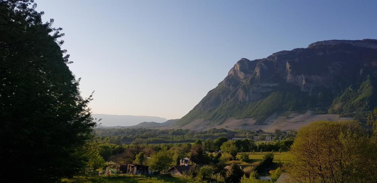 Gite Clair, Spacieux Et Cosy Avec Vue Sur Le Massif De La Chartreuse Sainte-Helene-du-Lac المظهر الخارجي الصورة